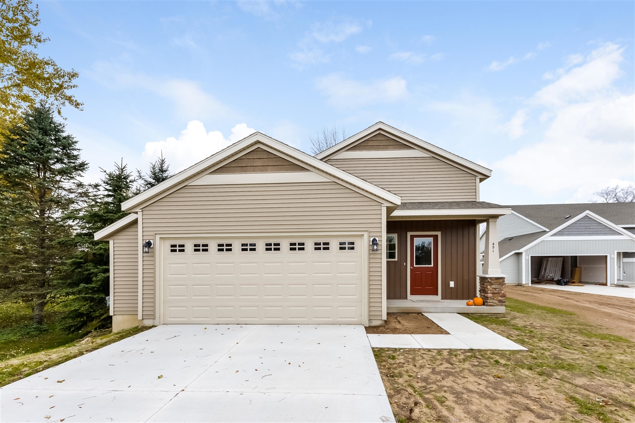 1st image of 19 Carrie St, Sparta, MI 49345 | MLS# 70553630