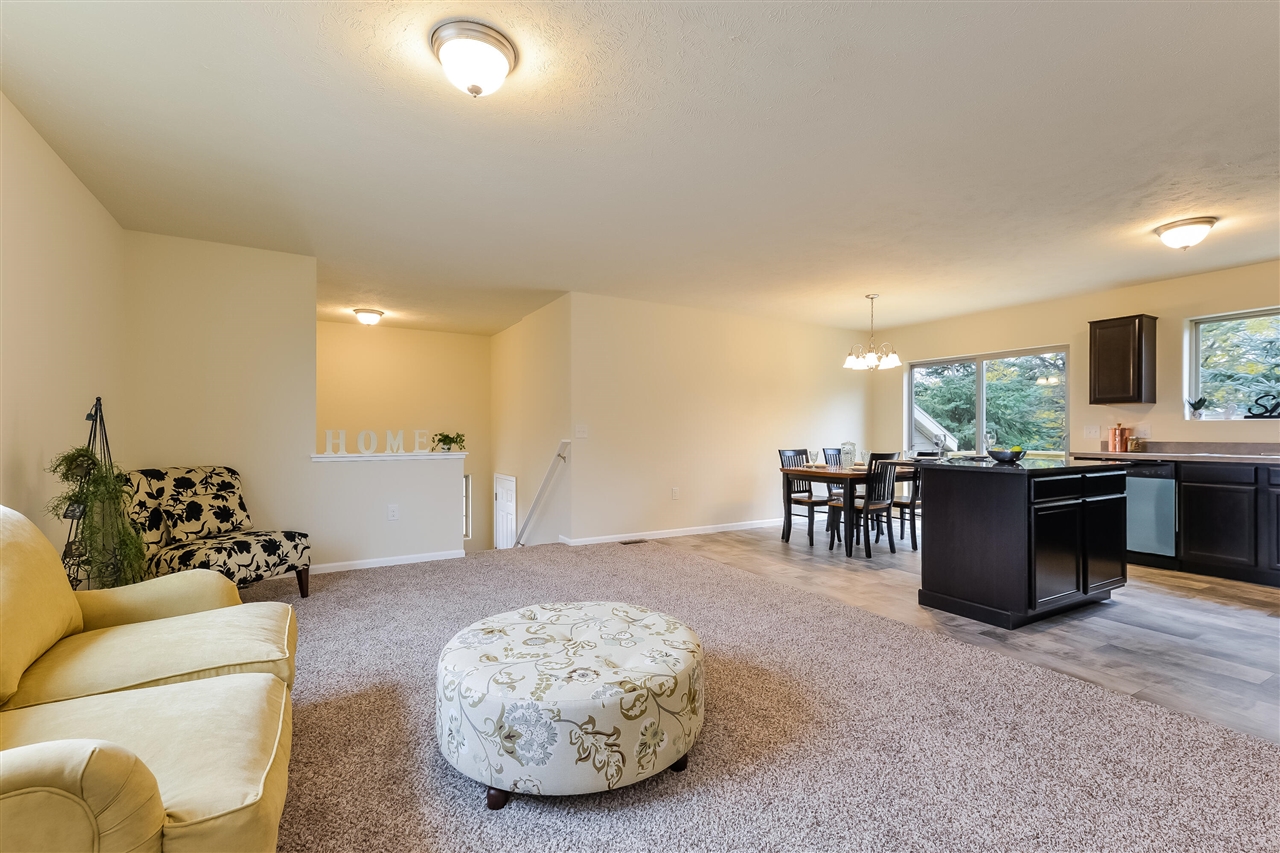 2nd image of 19 Carrie St, Sparta, MI 49345 | MLS# 70553630