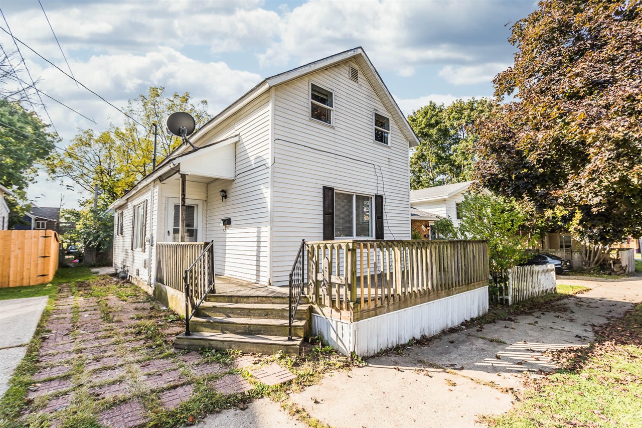 1st image of 1122 3rd St, Grand Rapids, MI 49504 | MLS# 70553634