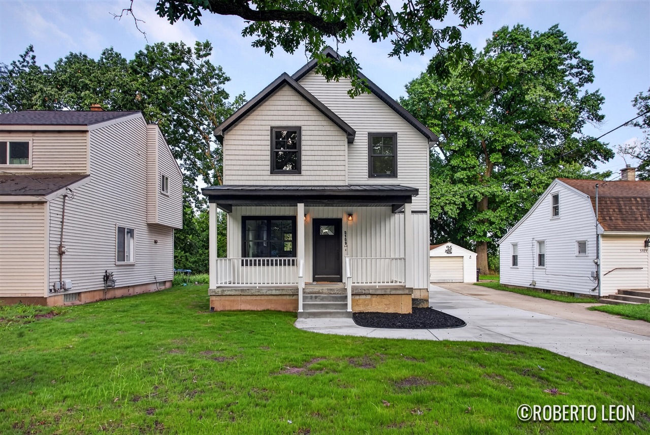 1st image of 5109 Carson Ave, Wyoming, MI 49548 | MLS# 70553703