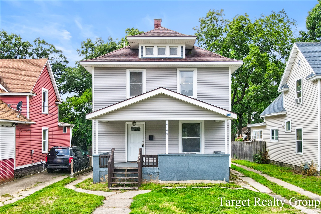 1st image of 2129 Stafford Ave, Grand Rapids, MI 49507 | MLS# 70553707