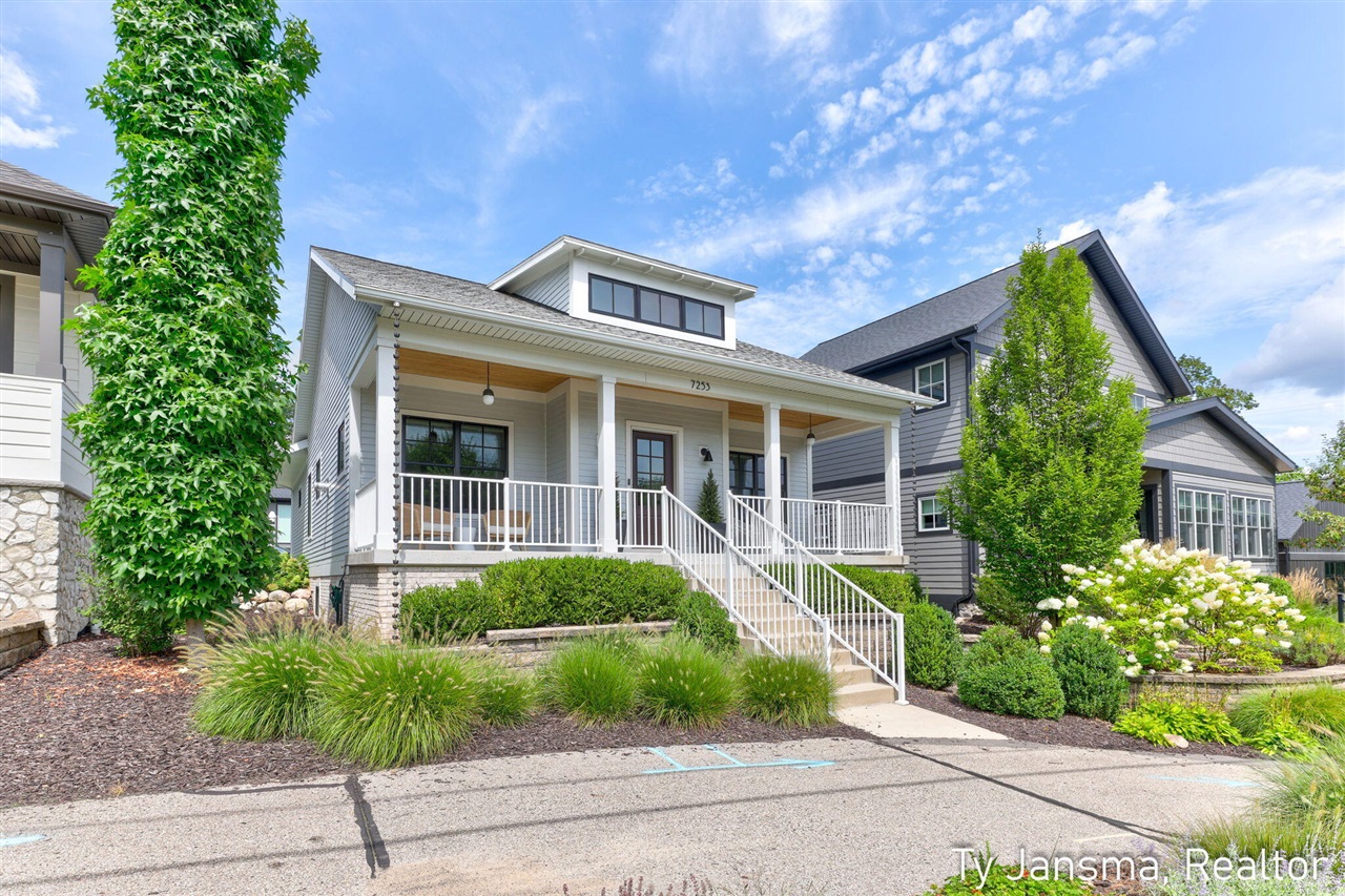 2nd image of 7253 Bradfield St, Ada, MI 49301 | MLS# 70553719