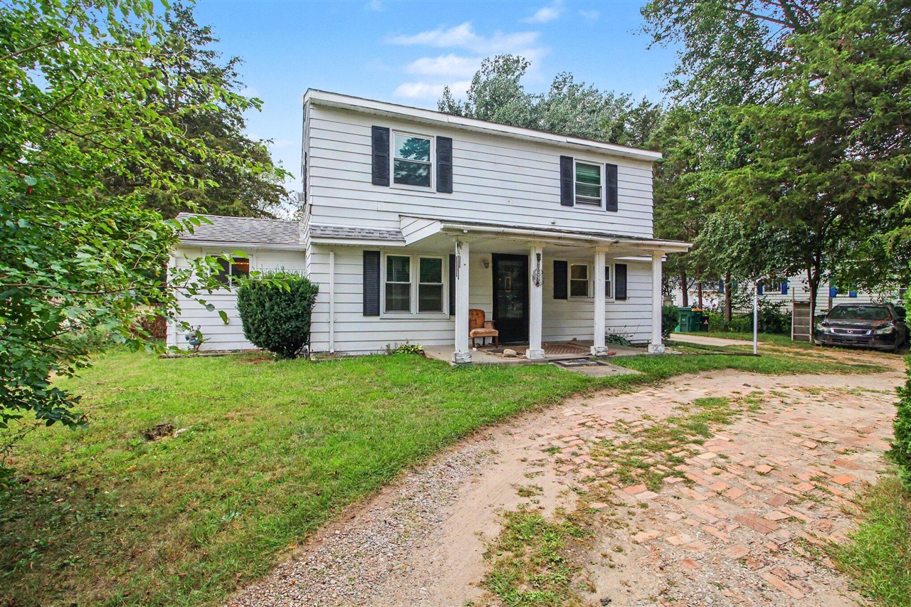 Photo 1 of Single family home for sale at 13510 Martinsville Rd, Belleville, MI 48111 | MLS# 70553726 | Listing updated on 2026-09-14