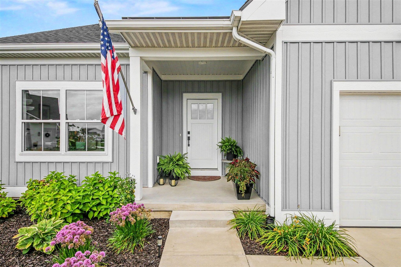 Photo 3 of Condo for sale at 509 Sun Vale Ln, Grandville, MI 49418 | MLS# 70553757 | Listing updated on 2026-10-20