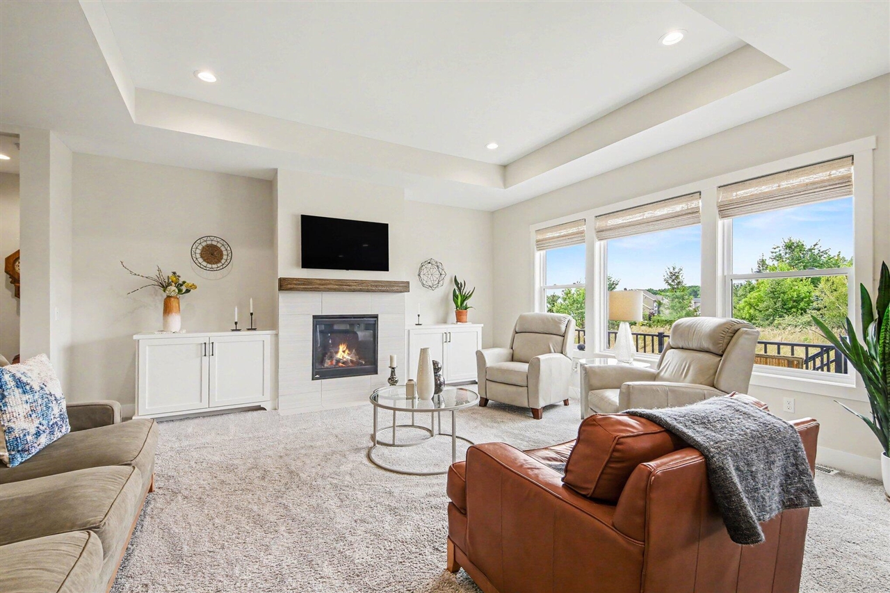 Listing Photo 4 - Condo for sale in building located at 509 Sun Vale Ln, Grandville, MI 49418-9527
