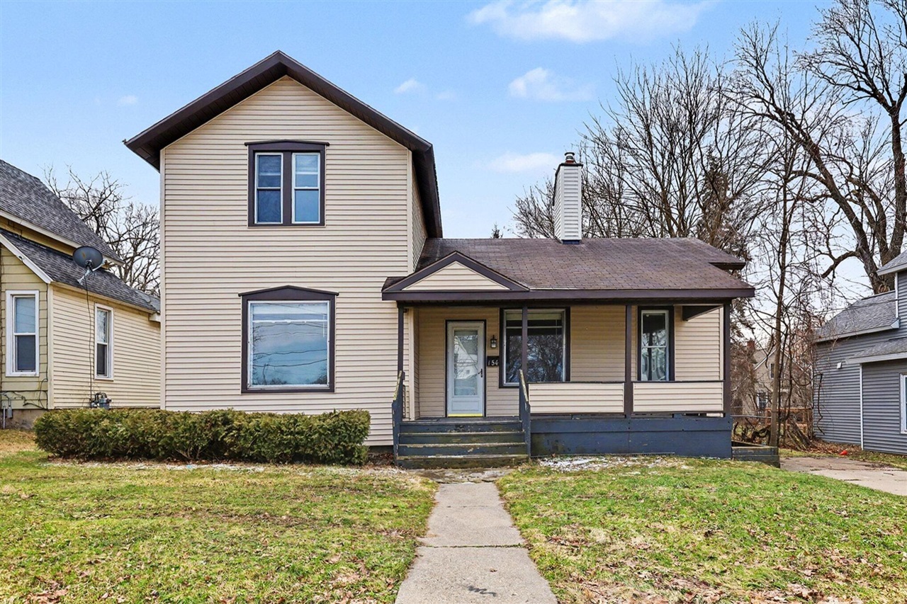 2nd image of 154 Carrier St, Grand Rapids, MI 49505 | MLS# 70553826