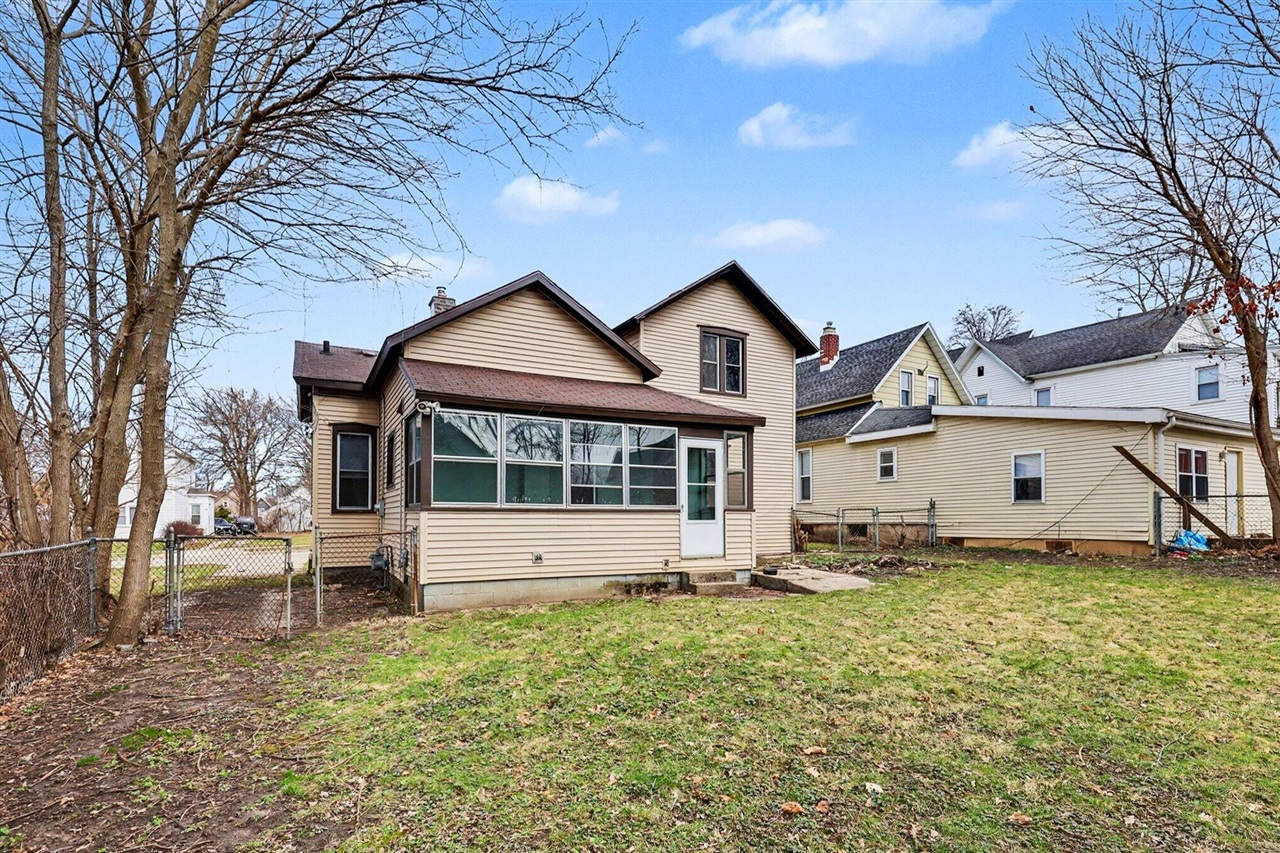 26th image of 154 Carrier St, Grand Rapids, MI 49505 | MLS# 70553826