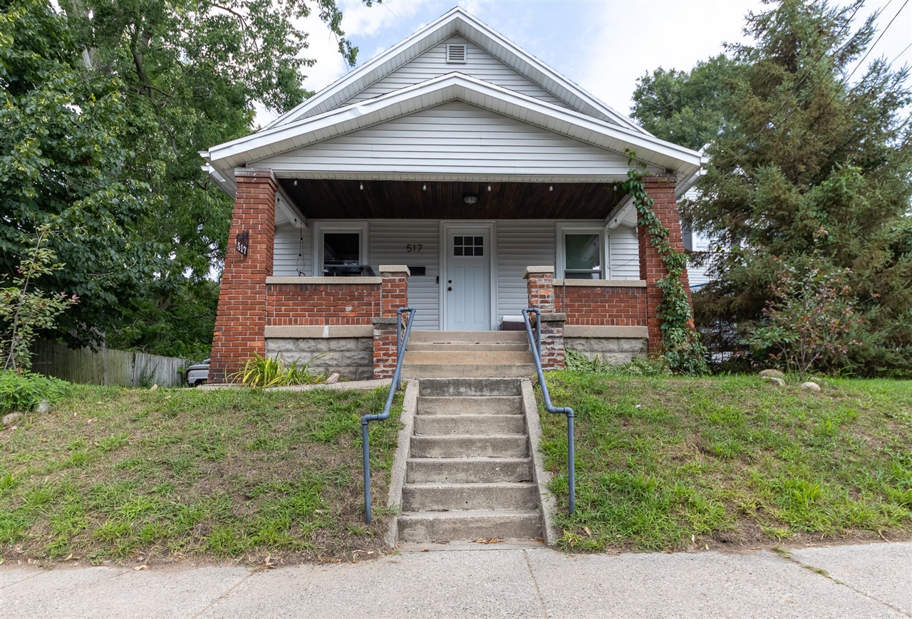 1st image of 517 Quimby St, Grand Rapids, MI 49505 | MLS# 70553867
