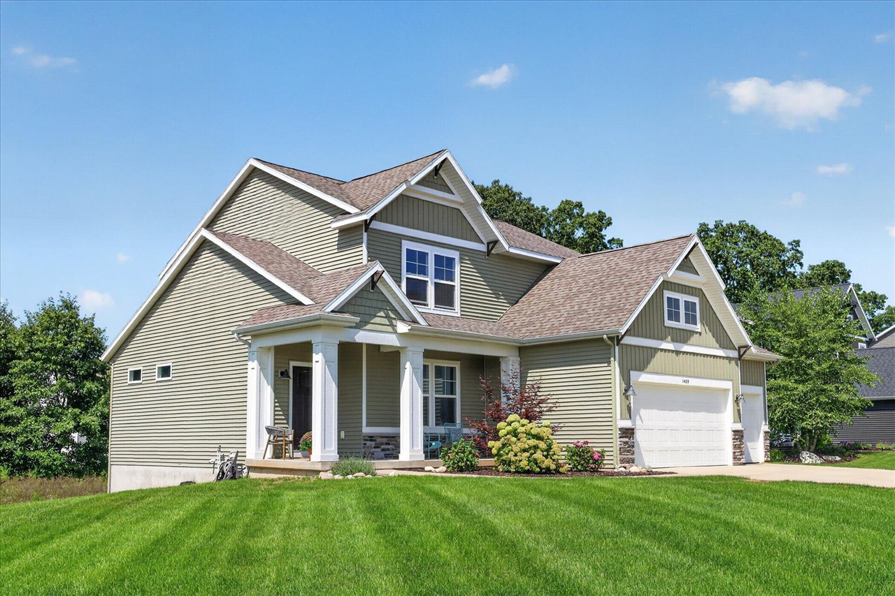 2nd image of 1409 Remington Dr, Lowell, MI 49331 | MLS# 70553878