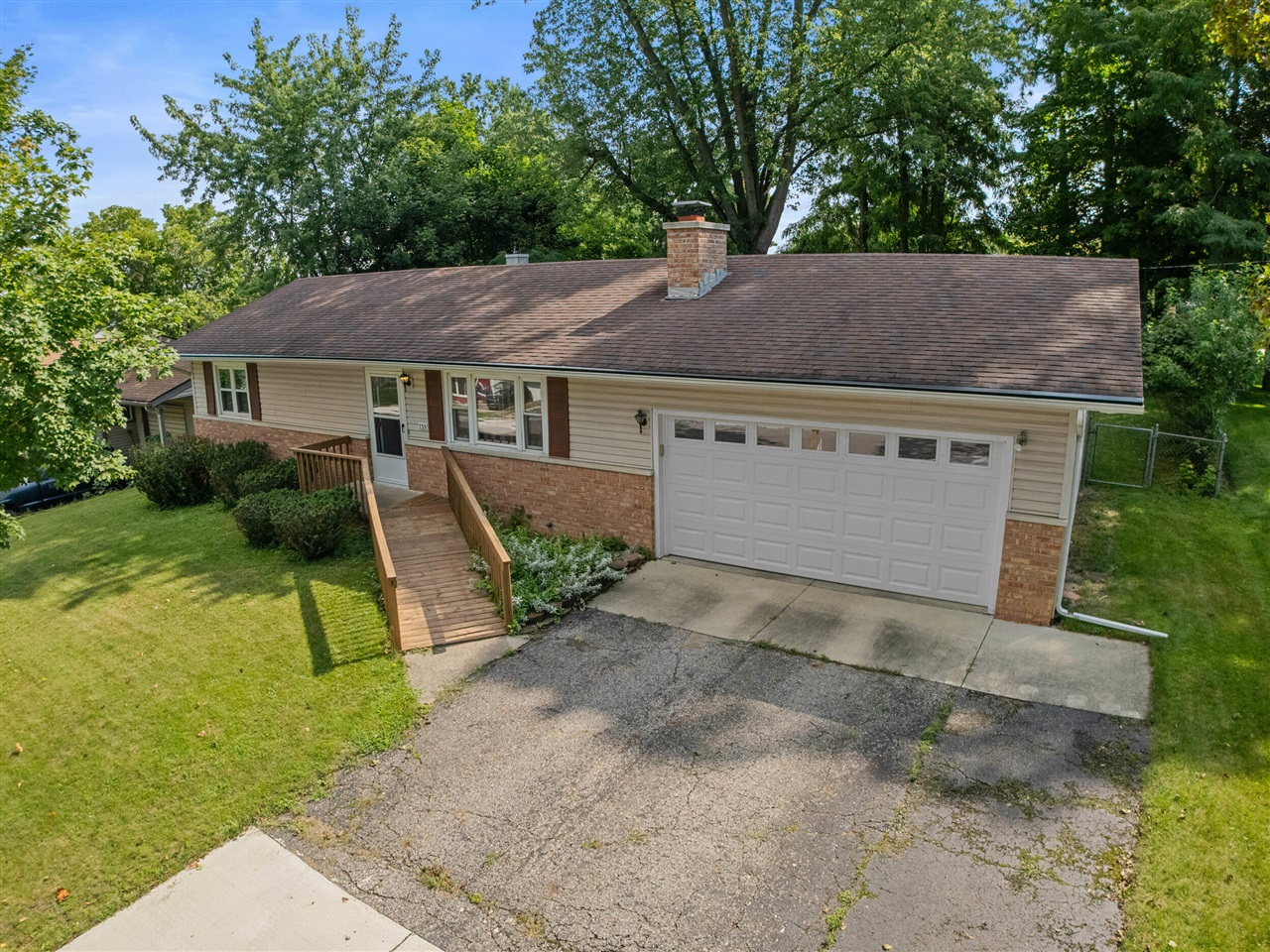 Photo 1 of Single family home for sale at 159 Westwood Dr, Hillsdale, MI 49242 | MLS# 70553890 | Listing updated on 2026-10-02