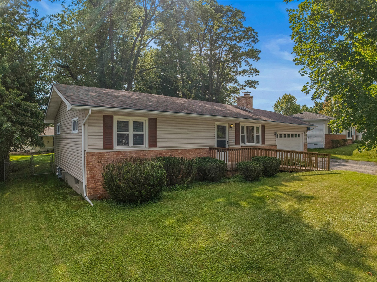 Photo 3 of Single family home for sale at 159 Westwood Dr, Hillsdale, MI 49242 | MLS# 70553890 | Listing updated on 2026-10-02
