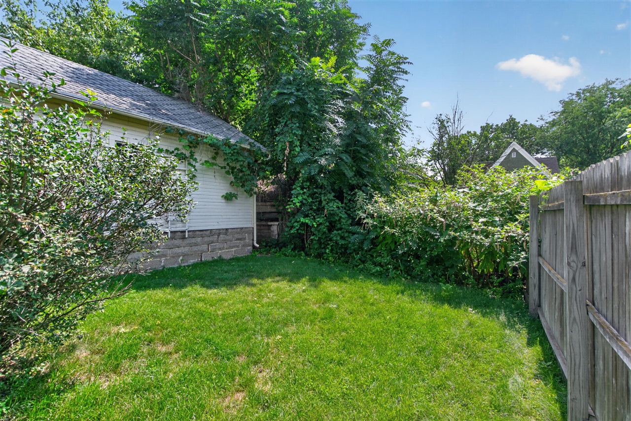 49th image of 605 Harwood St, Jackson, MI 49203 | MLS# 70553898