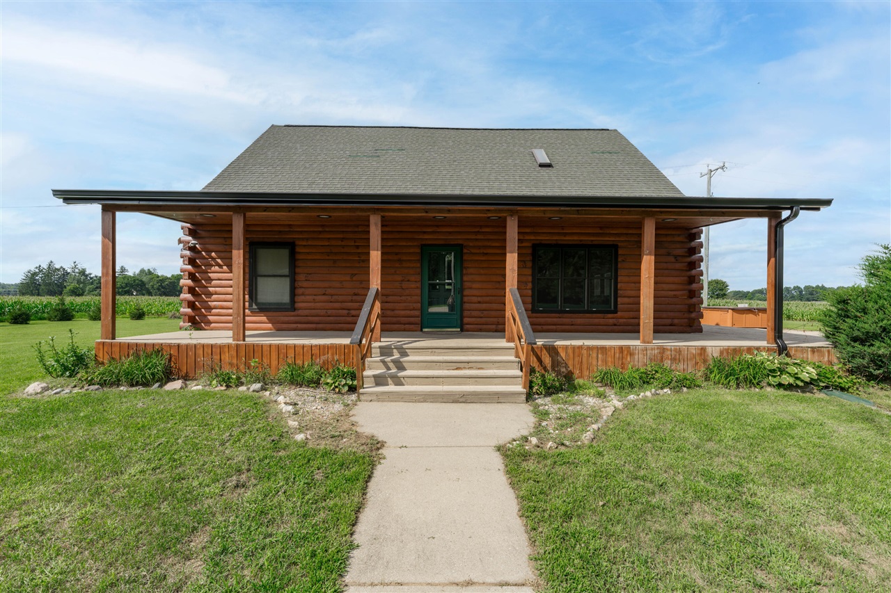 Photo 2 of Single family home for sale at 28720 Co Rd 354, Lawton, MI 49065 | MLS# 70553903 | Listing updated on 2026-10-05