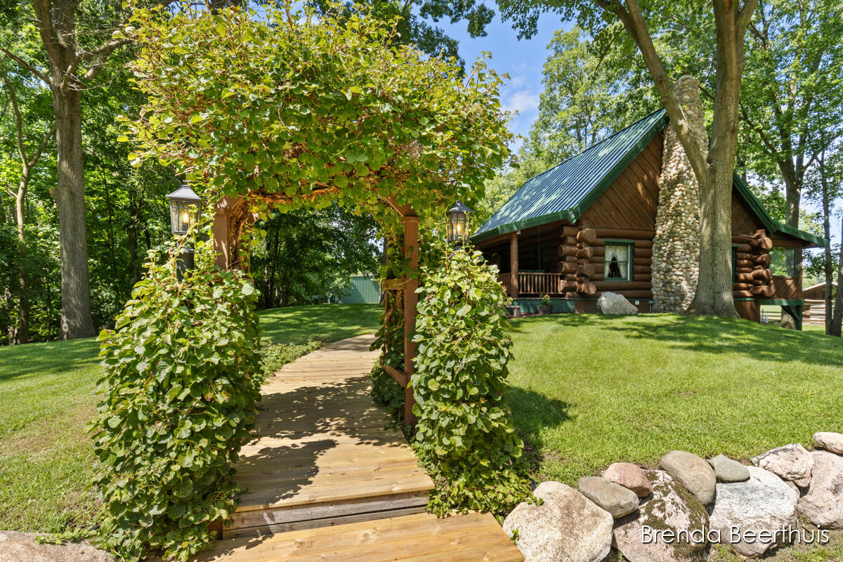 Photo 2 of Single family home for sale at 11301 108th St, Freeport, MI 49325 | MLS# 70553937 | Listing updated on 2026-10-02