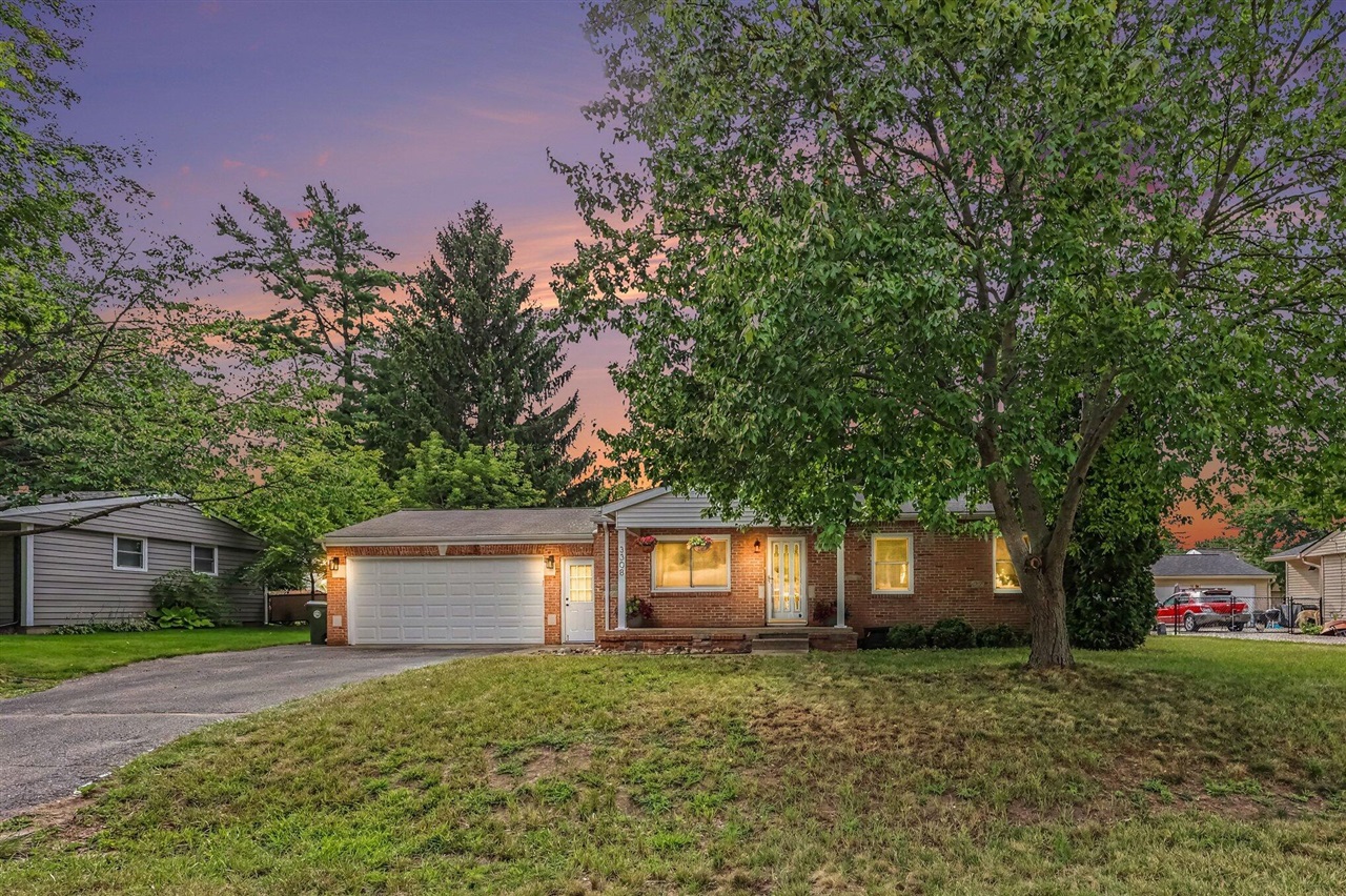 1st image of 3308 Grafton St, Lake Orion, MI 48359 | MLS# 70554000