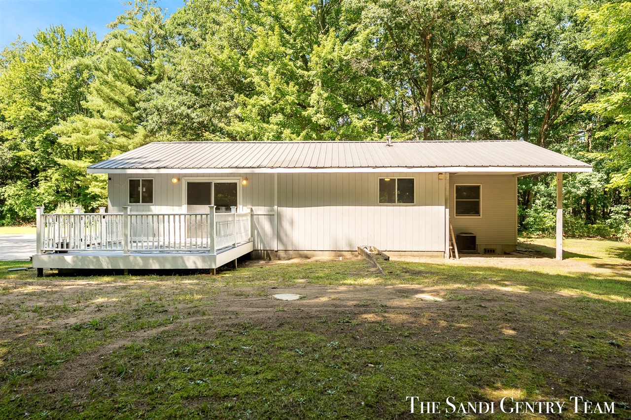 Photo 3 of Single family home for sale at 4536 Dalson Rd, Twin Lake, MI 49457 | MLS# 70554029 | Listing updated on 2026-10-05
