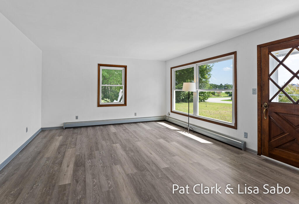 3rd image of 15775 Lincoln St, Grand Haven, MI 49417 | MLS# 70554055
