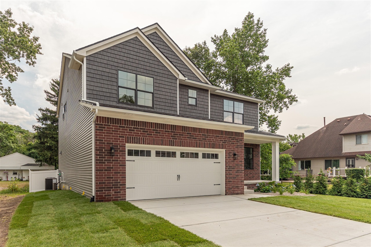 Photo 3 of Single family home for sale at 11200 Tremont Ln, Plymouth, MI 48170 | MLS# 70554058 | Listing updated on 2026-10-07