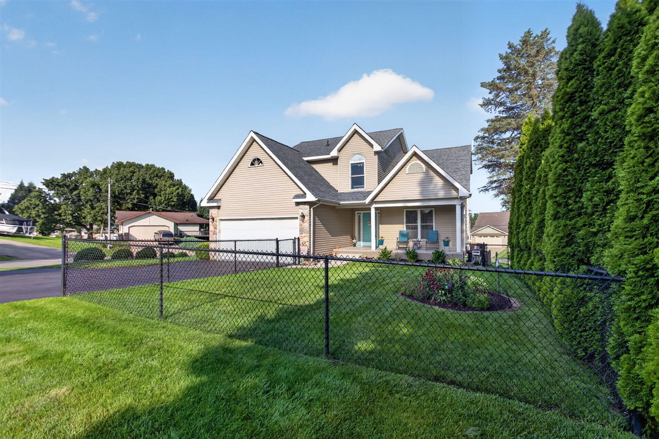 2nd image of 165 Hawthorne Dr, Brooklyn, MI 49230 | MLS# 70554064