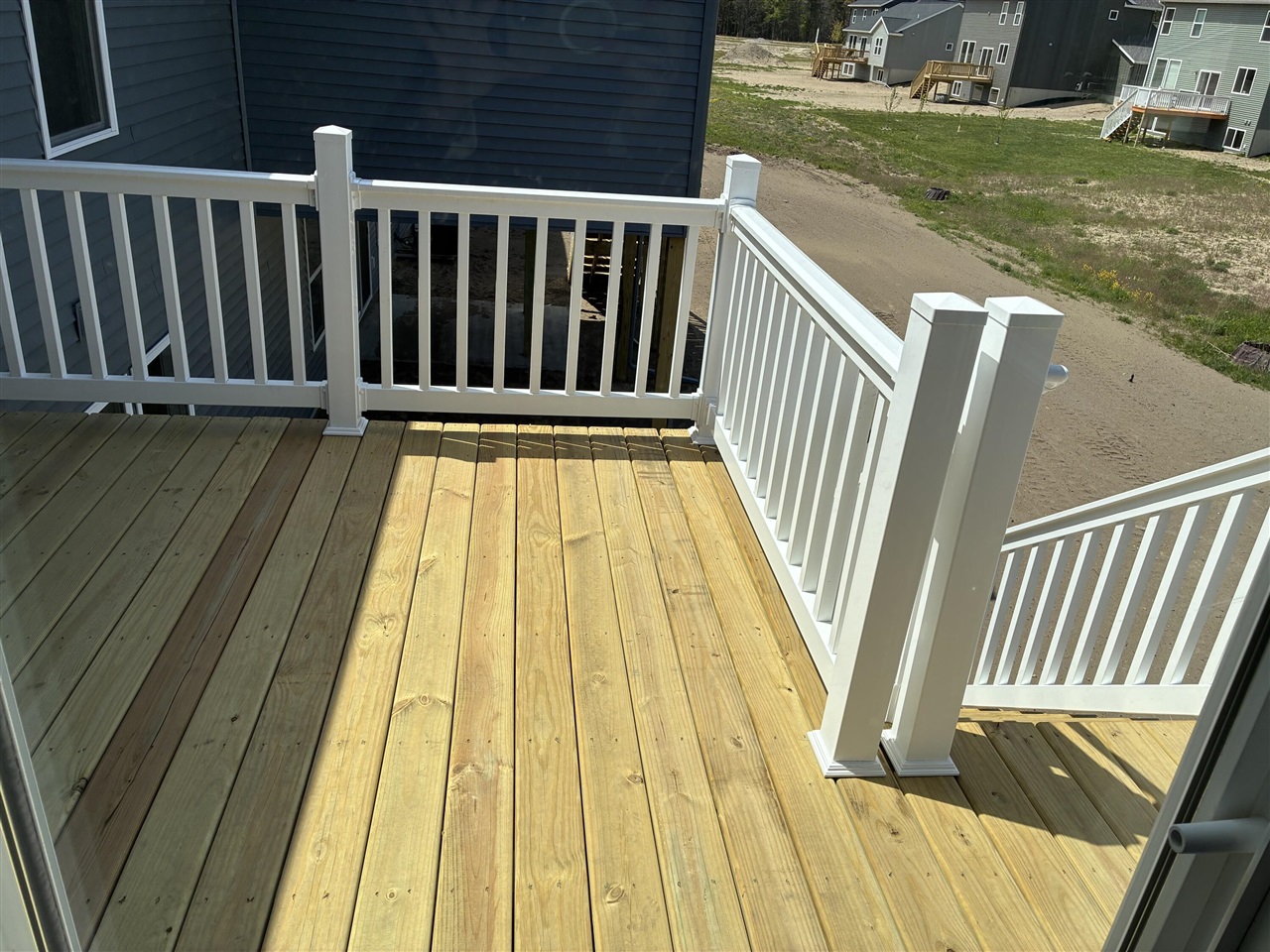 2nd image of 12455 Glenburn Dr, Grand Haven, MI 49417