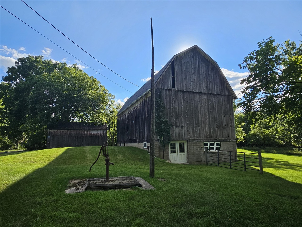 1st image of 490 Tiffany St, Brooklyn, MI 49230 | MLS# 70554145