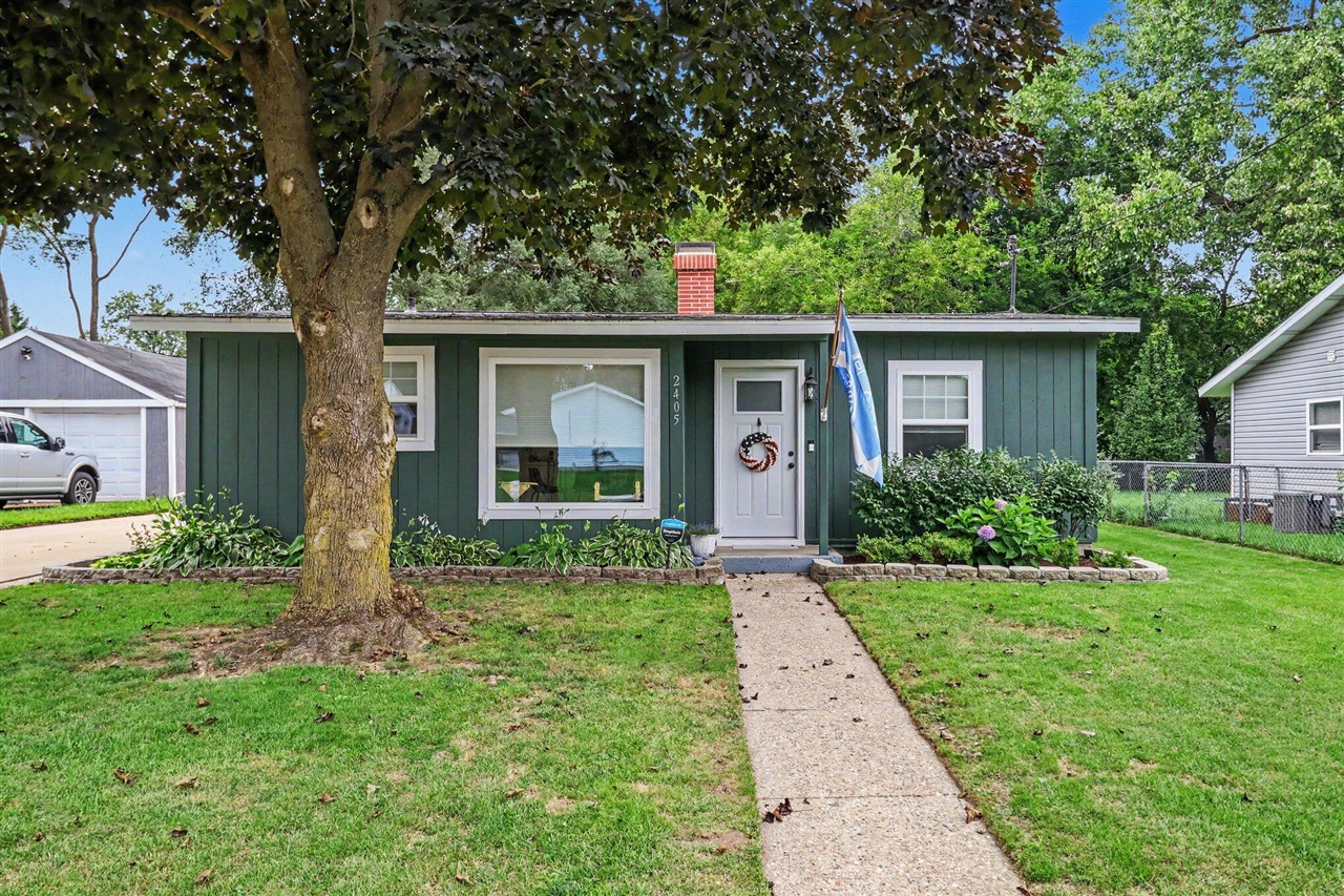 1st image of 2405 Shasta Dr, Kalamazoo, MI 49004 | MLS# 70554156