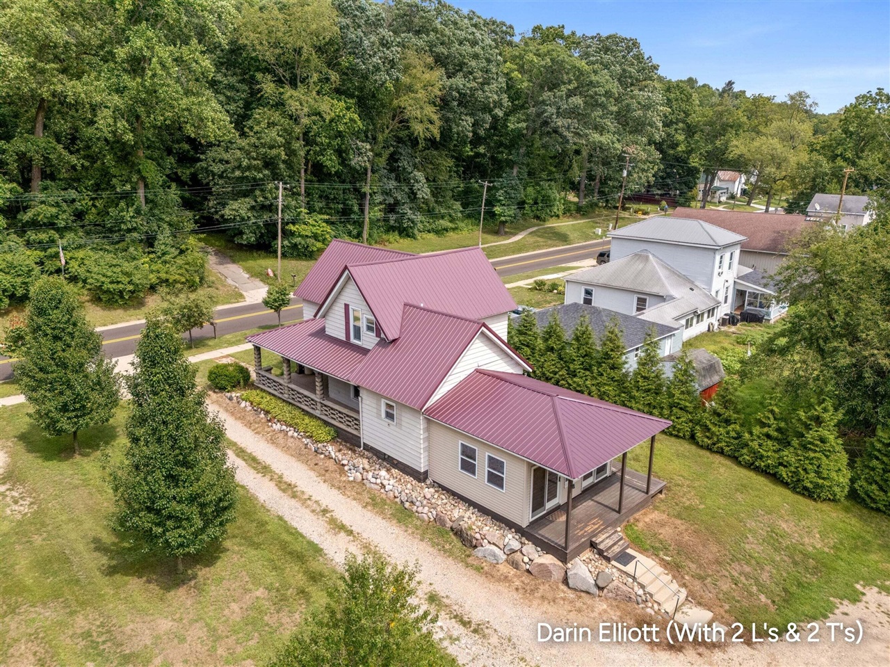 2nd image of 645 E Main St, Ionia, MI 48846 | MLS# 70554187