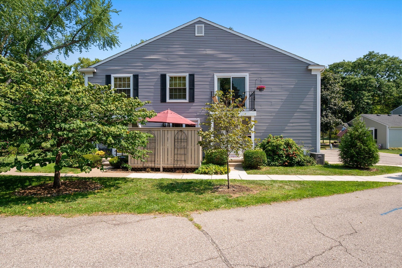 30th image of 2624 Fenwick Ct, Ann Arbor, MI 48104 | MLS# 70554198