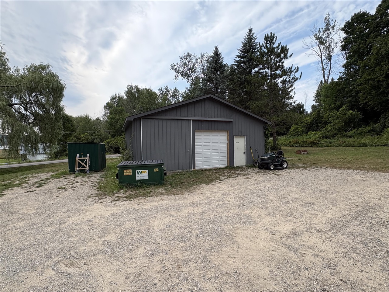 Photo 3 of Single family home for sale at 807 Josephine St, East Jordan, MI 49727 | MLS# 70554203 | Listing updated on 2026-09-12