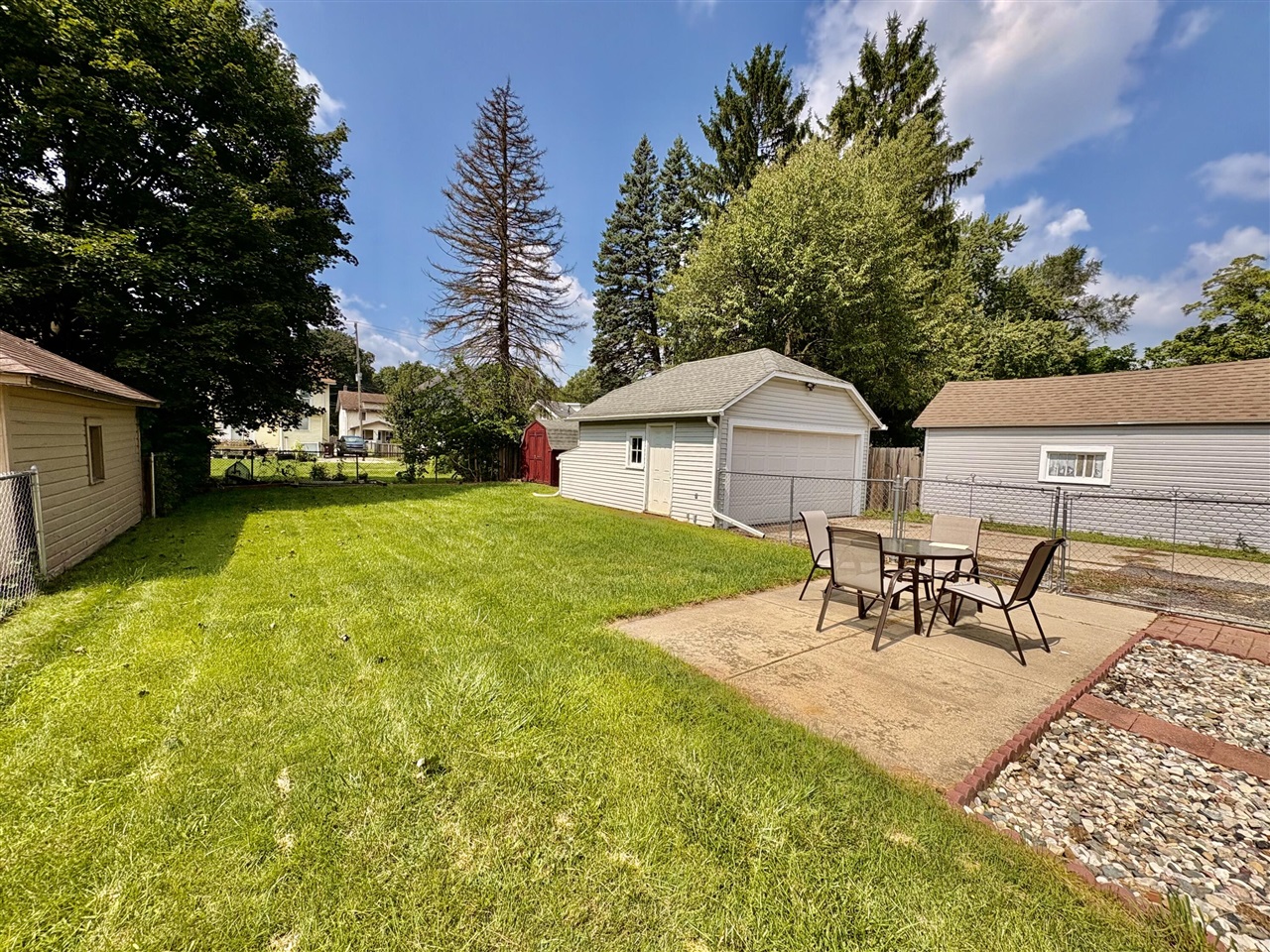 3rd image of 602 Seventh St, Jackson, MI 49203 | MLS# 70554239
