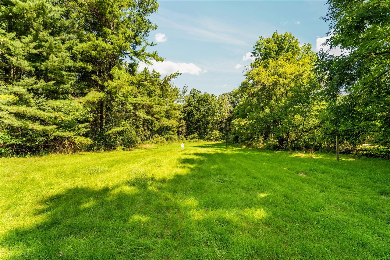 2nd image of 13676 Us 12, Brooklyn, MI 49230 | MLS# 70554249
