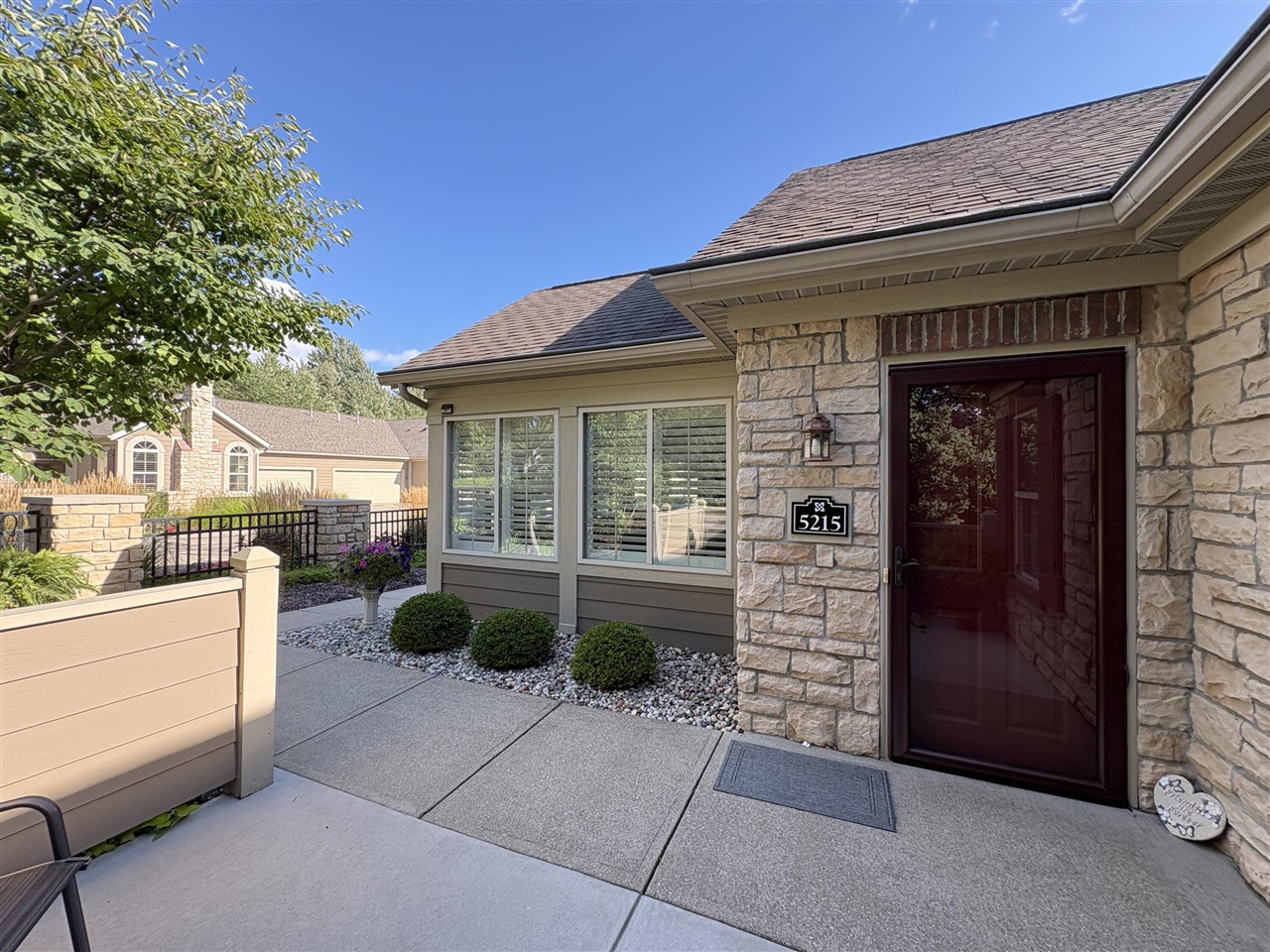 4th image of 5215 River Flow Ave, Wyoming, MI 49418