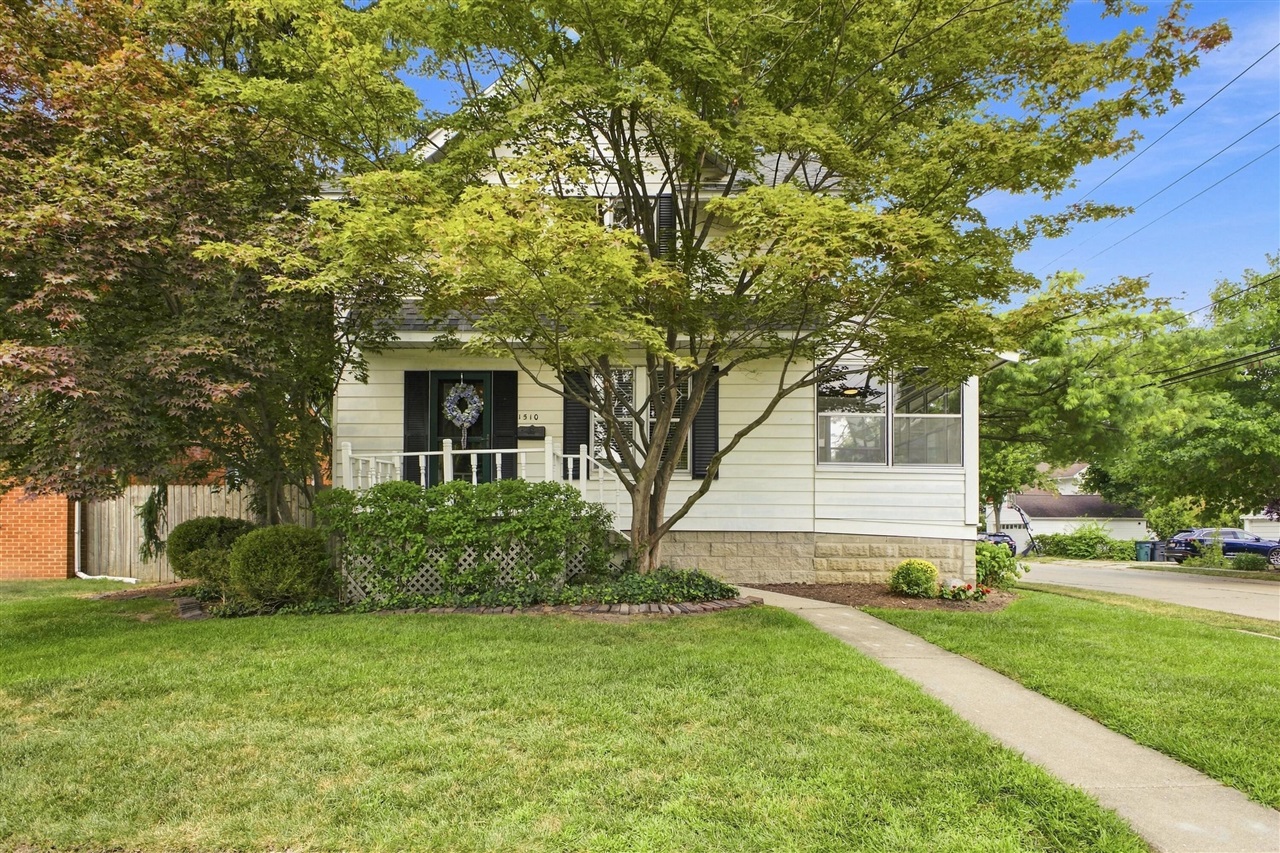 1st image of 1510 Dorothea Rd, Berkley, MI 48072 | MLS# 70554291