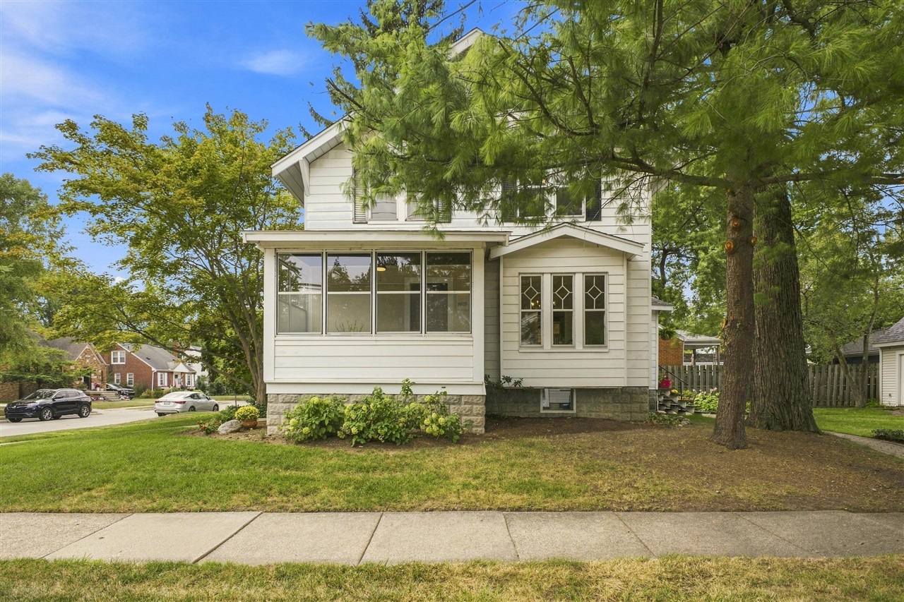 3rd image of 1510 Dorothea Rd, Berkley, MI 48072 | MLS# 70554291