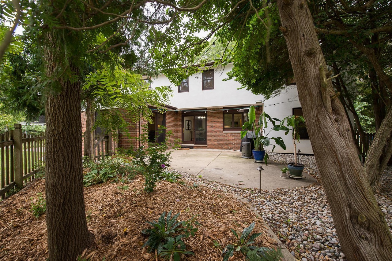 3rd image of 2764 Lowell Rd, Ann Arbor, MI 48103 | MLS# 70554377