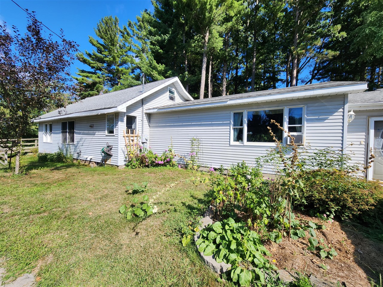 1st image of 347 W Foss Ave, White Cloud, MI 49349 | MLS# 70554385