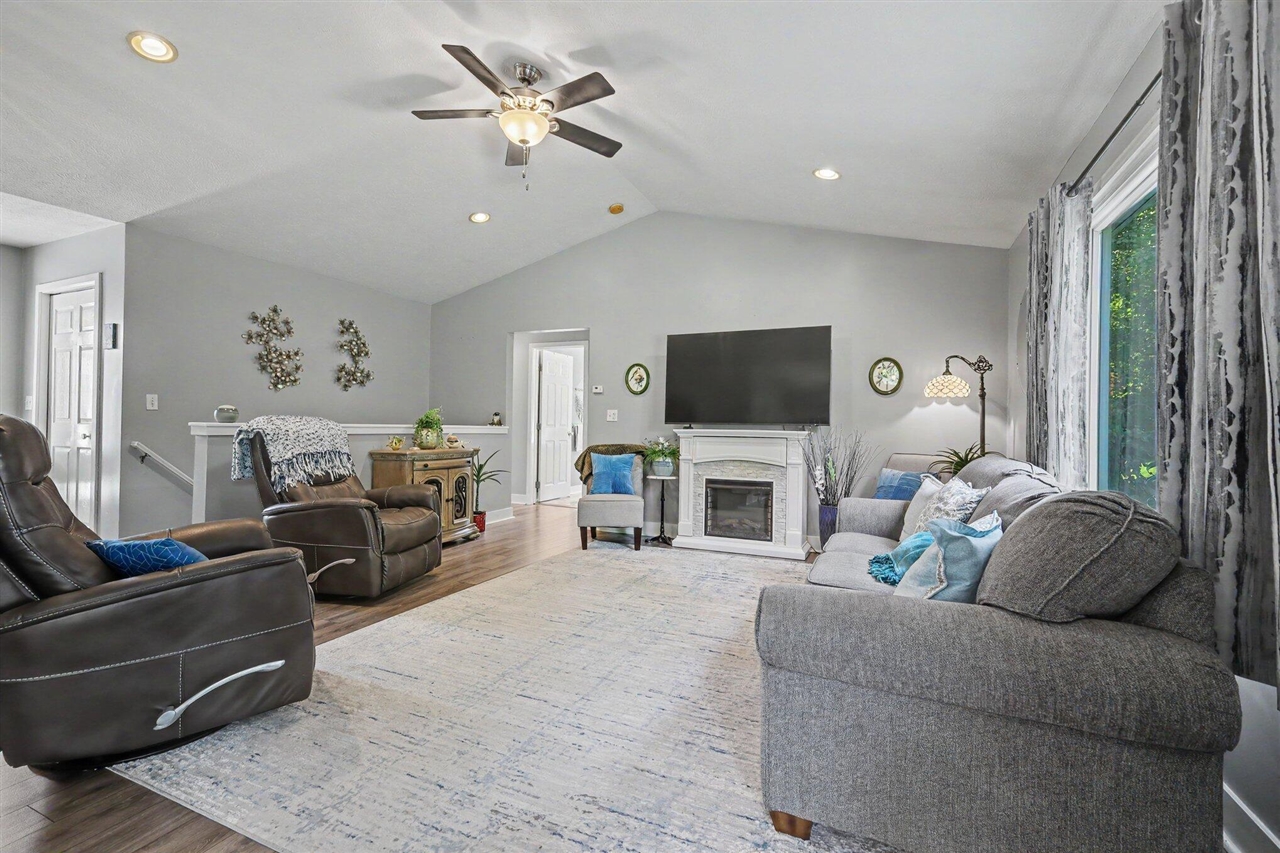 3rd image of 4360 Cuper Ave, Dorr, MI 49323 | MLS# 70554392