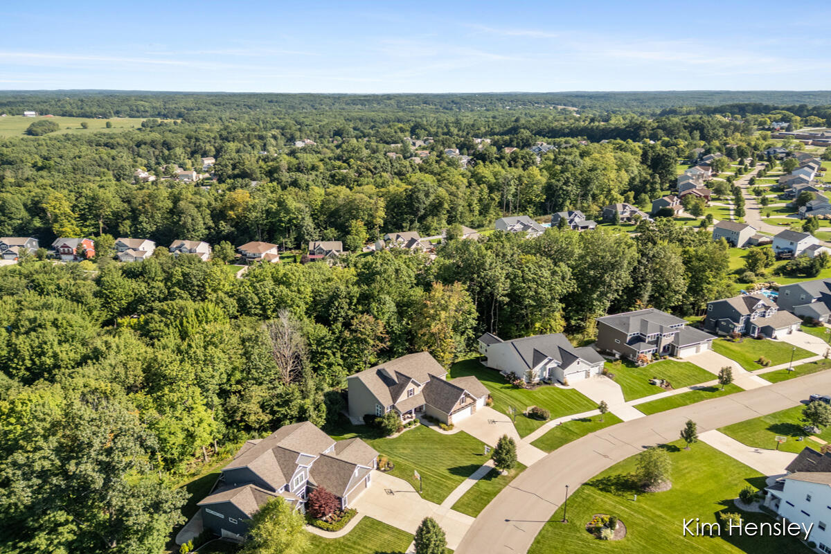 30th image of 9413 Sunset Ridge Dr, Rockford, MI 49341 | MLS# 70554394