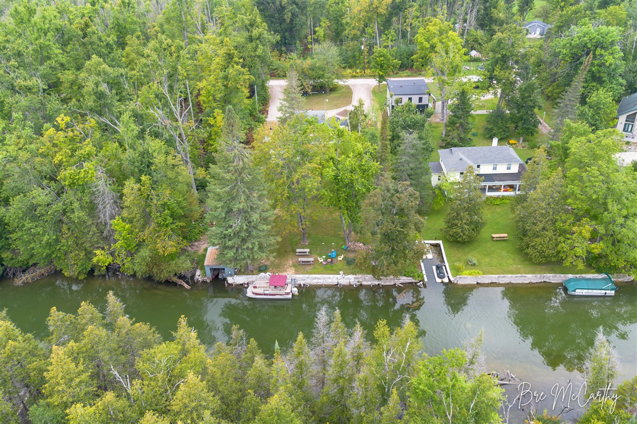 1st image of 7847 Lake St, Alanson, MI 49706 | MLS# 70554402