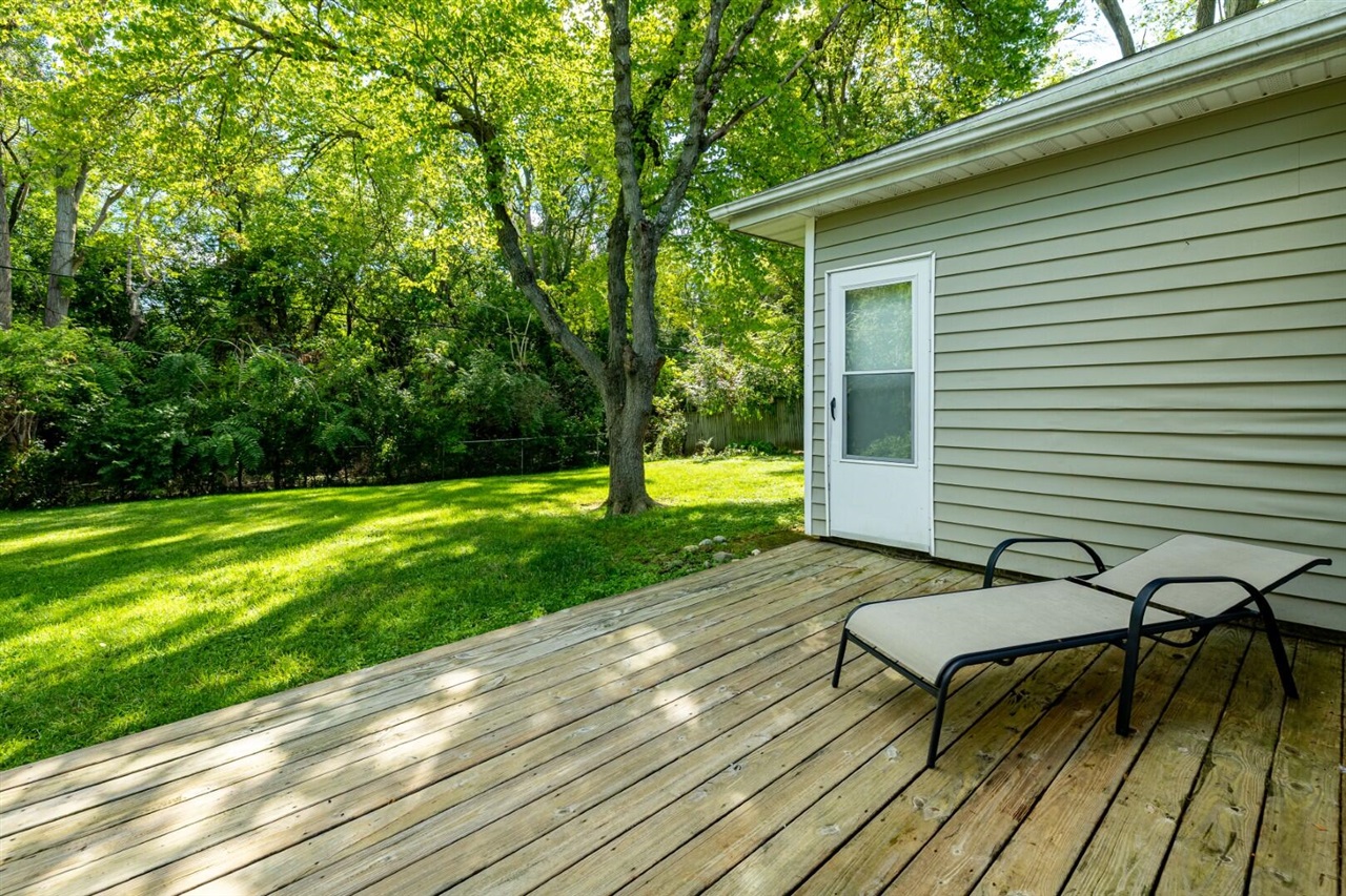 42nd image of 3163 Baylis Dr, Ann Arbor, MI 48108 | MLS# 70554455
