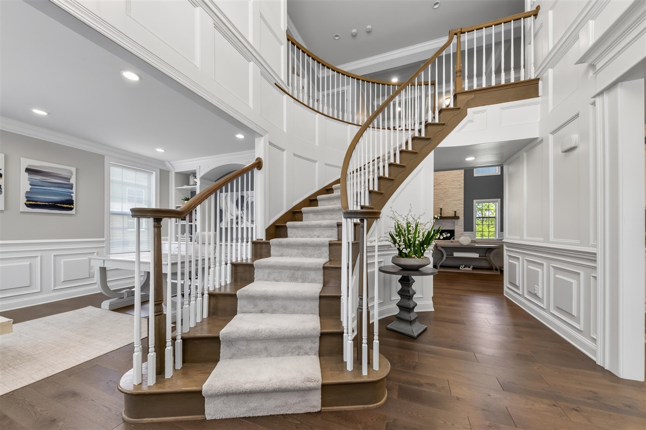 3rd image of 50770 Breckenridge Dr, Canton, MI 48187 | MLS# 70554457