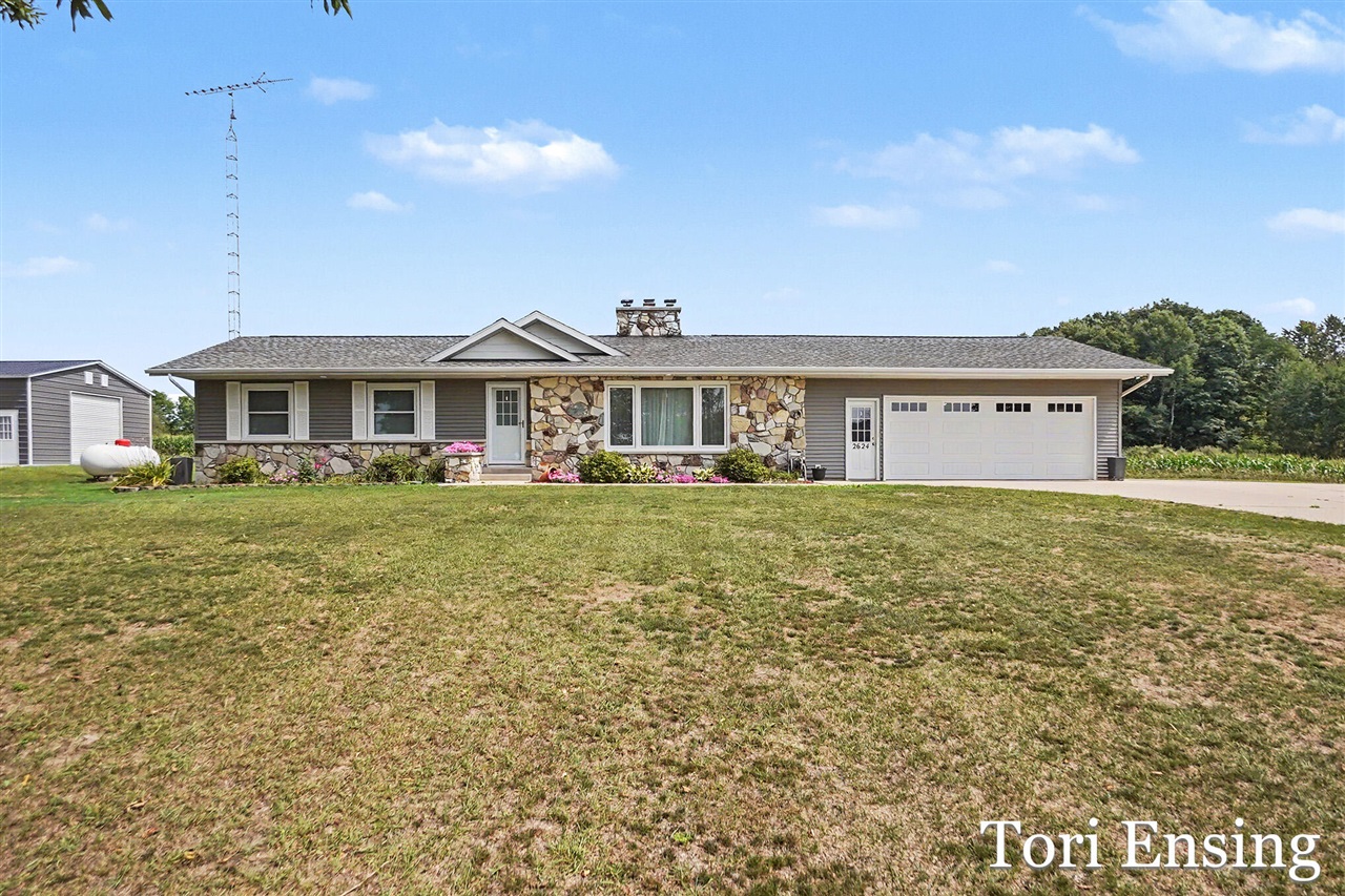 Single family home for sale at 2624 100th Avenue, Lakeview, MI 48850 | MLS# 70554459