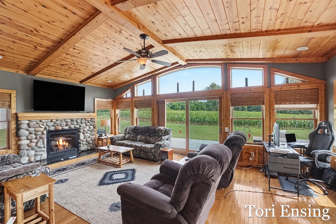 Photo 3 of Single family home for sale at 2624 100th Avenue, Lakeview, MI 48850 | MLS# 70554459 | Listing updated on 2026-09-14