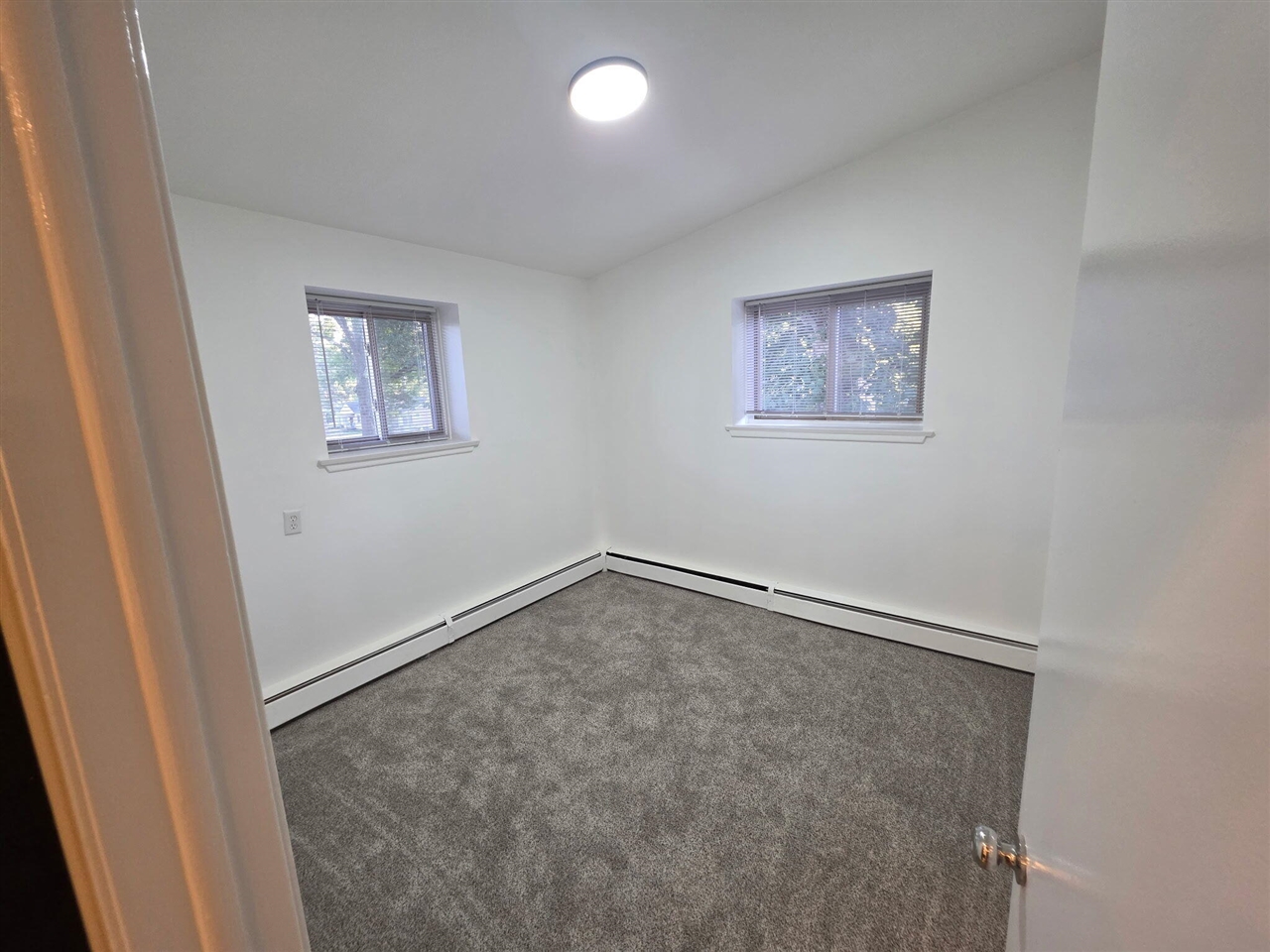 Listing Photo 5 - Condo for sale in building located at 17270 Bentler St, Detroit, MI 48219 - Unit #43