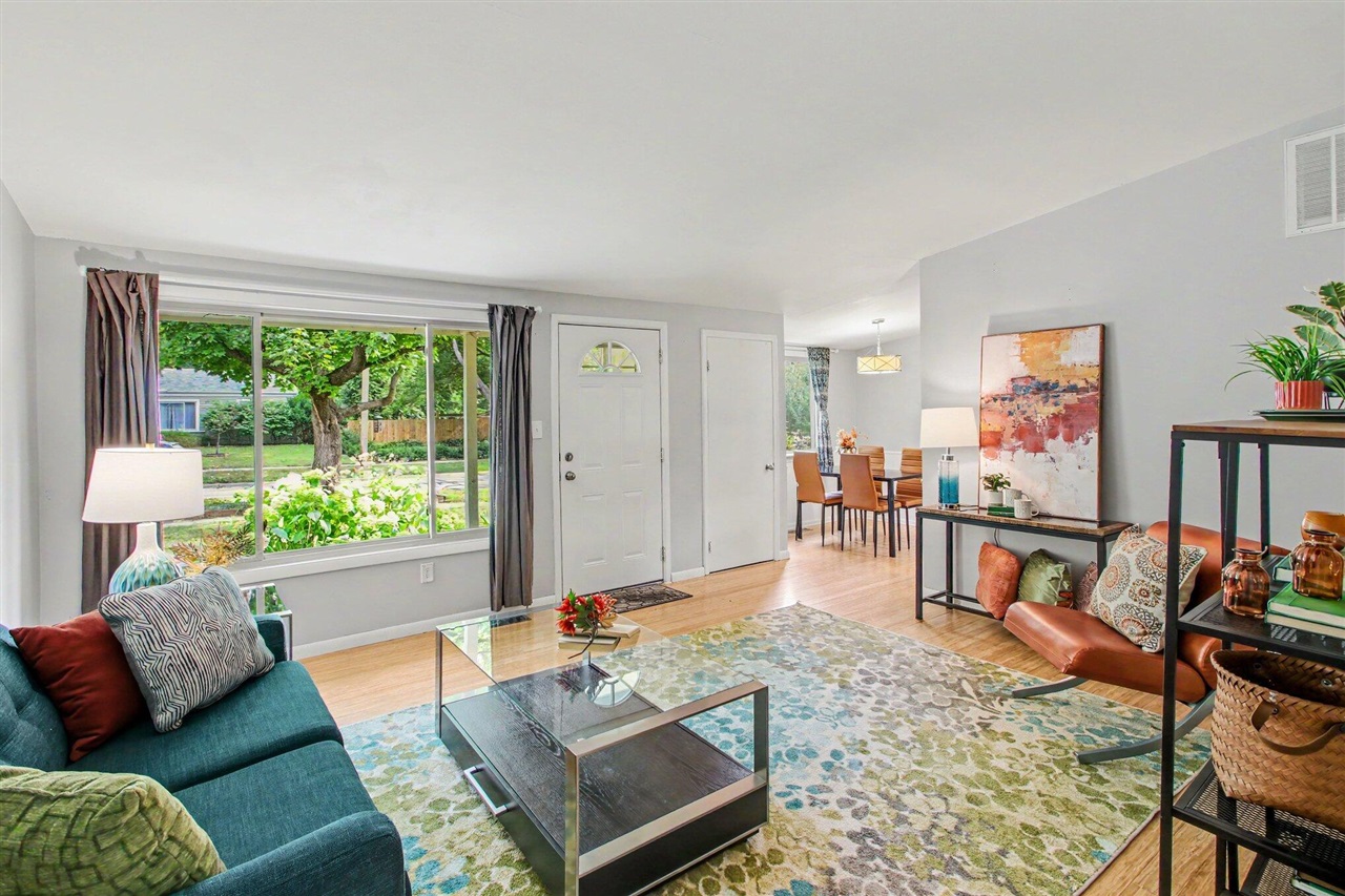 2nd image of 2812 Cumberland Ave, Ann Arbor, MI 48104 | MLS# 70554480