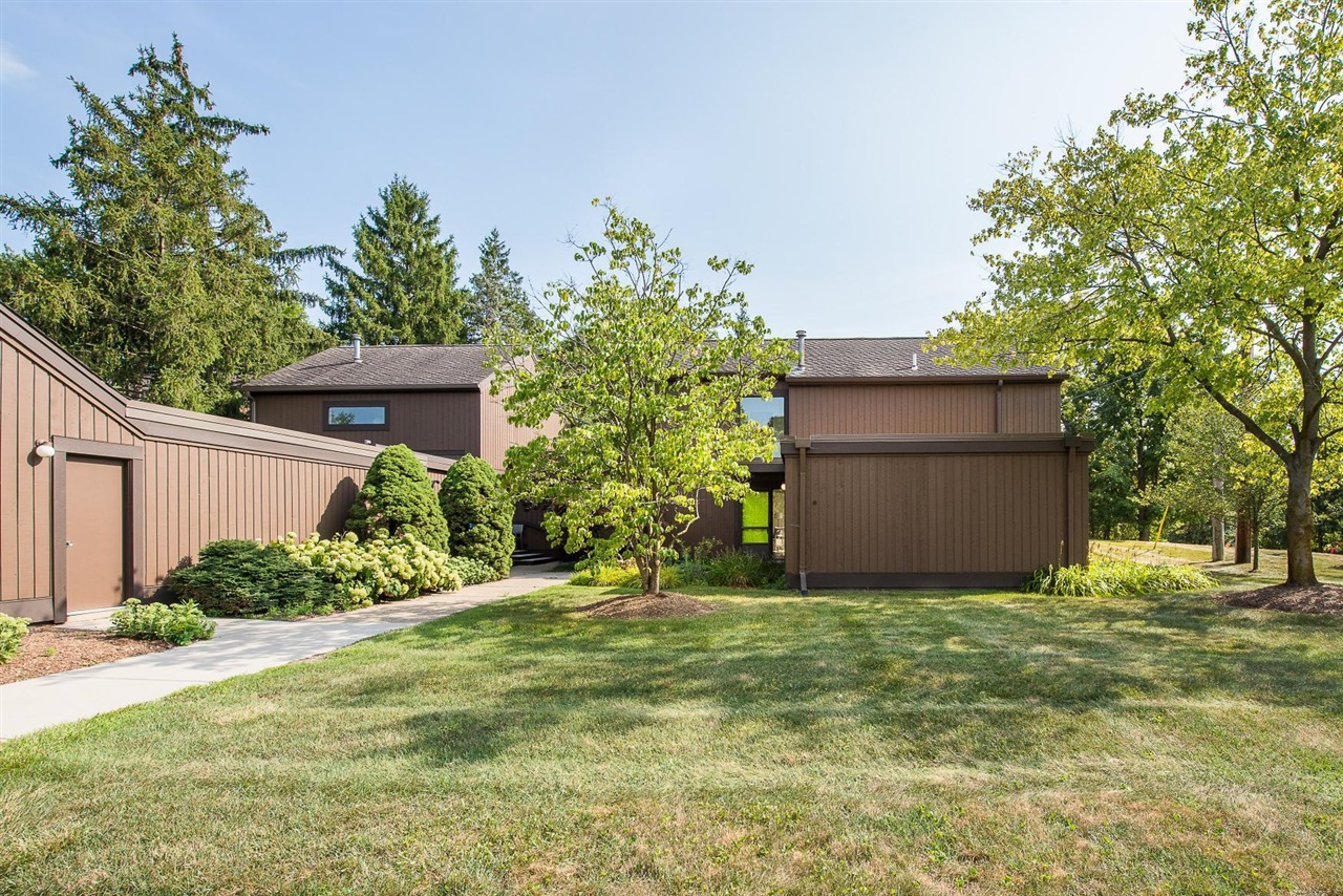 49th image of 1 Westbury Ct, Ann Arbor, MI 48105 | MLS# 70554492