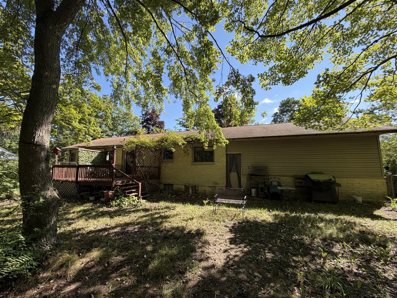 Photo 2 of Single family home for sale at 4879 Grand St, Norton Shores, MI 49441 | MLS# 70554510 | Listing updated on 2026-09-16
