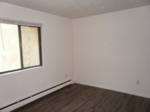 20th image of 1403 Huntington Ave, Kalamazoo, MI 49048 | MLS# 70554512