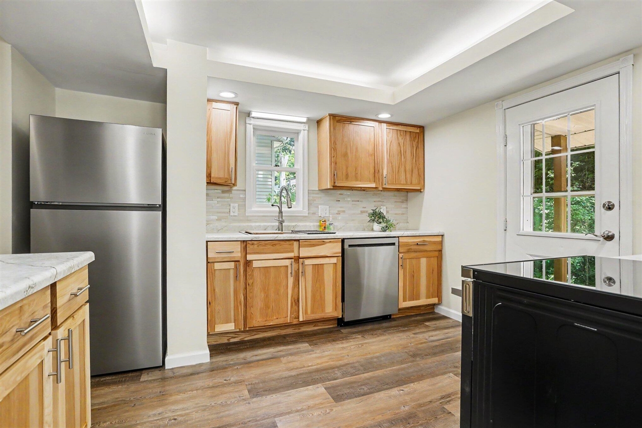 Photo 2 of Single family home for sale at 320 Trimble Ave, Kalamazoo, MI 49048 | MLS# 70554520 | Listing updated on 2026-09-17