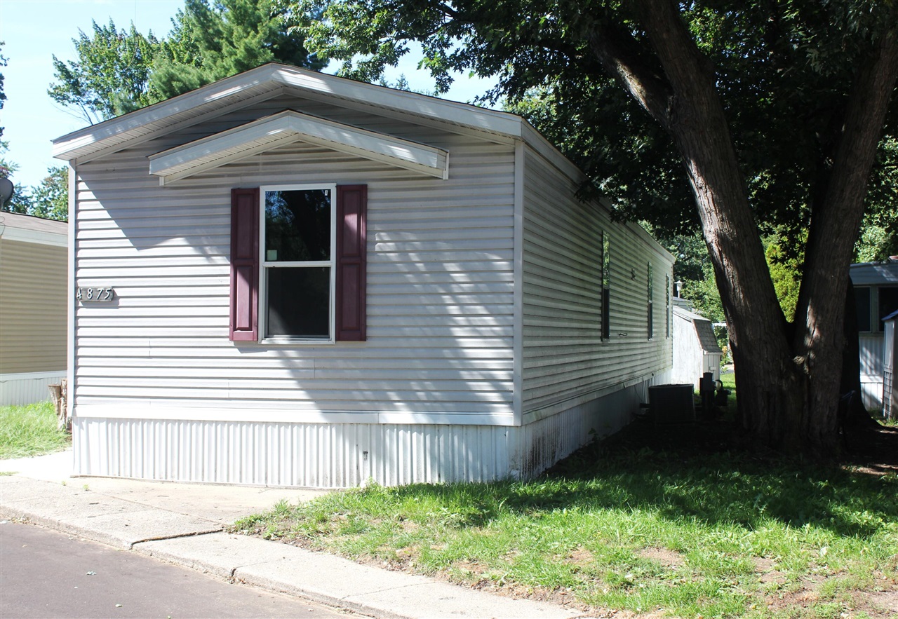 1st image of 4875 Pamela Ave, Kentwood, MI 49548 | MLS# 70554543